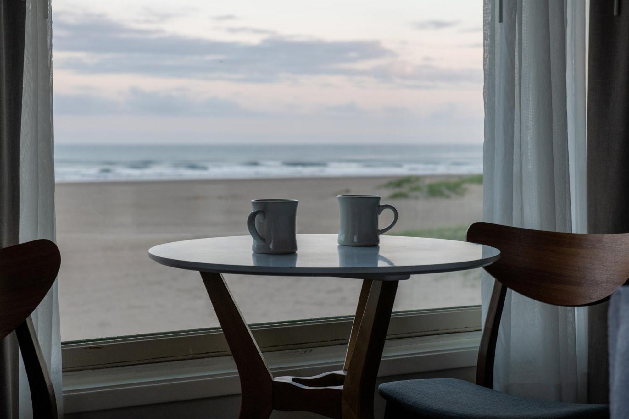 The Ocean Front At Seaside Motell Exteriör bild